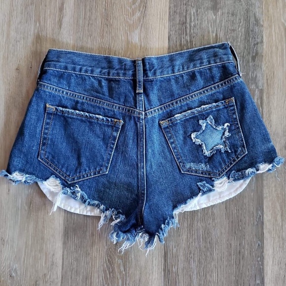 Super cute denim shorts - Picture 3 of 9